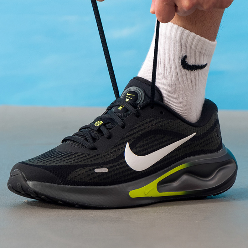 Genuine Nike Men's Journey Run - Men Shoes Size Nike recensie en prijs