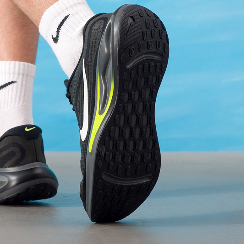 Genuine Nike Men's Journey Run - Men Shoes Size Nike recensie en prijs