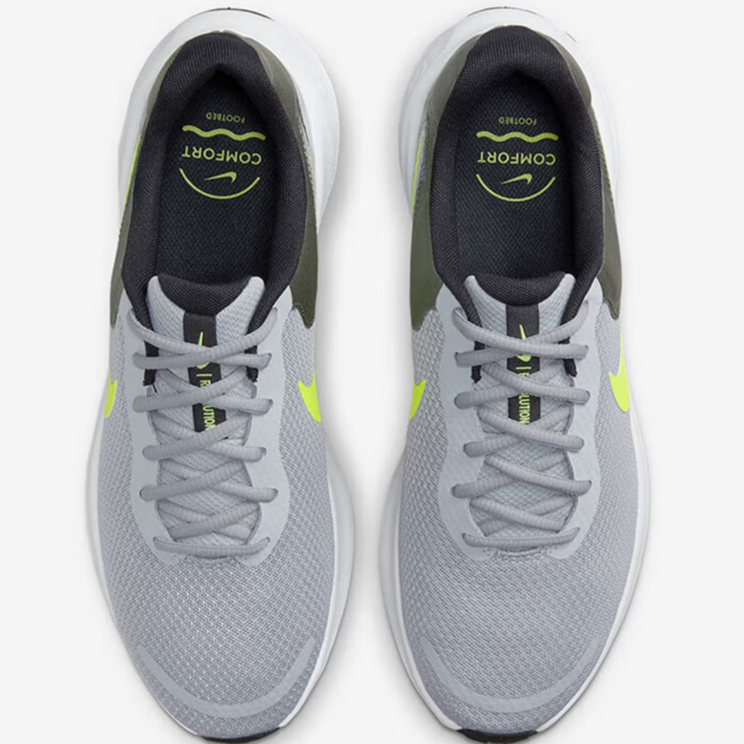 Nike's New Lightweight Soft-So - Men Shoes Must Have recensie en prijs